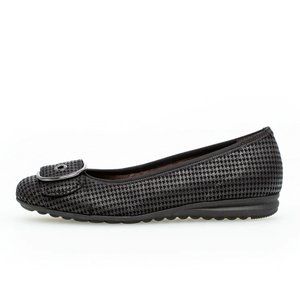 Gabor Women’s Closed Ballet‎ Flats Size 8 NWOT